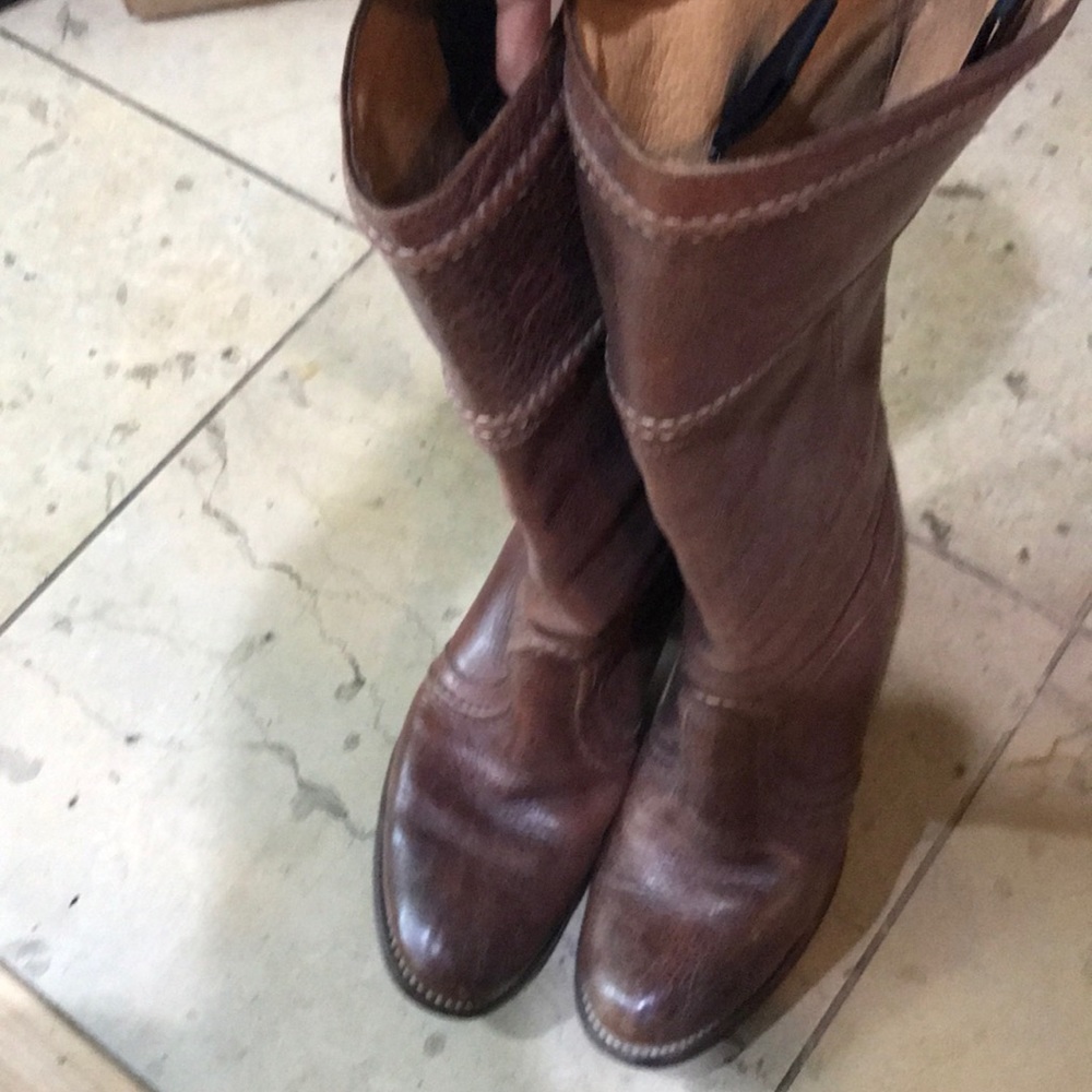 FRYE women long boots 7.5  size.